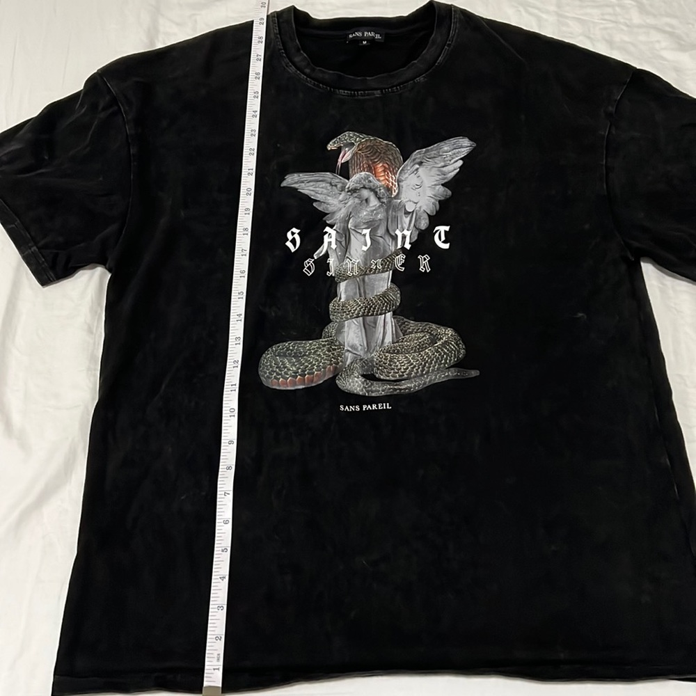 Black T-shirt